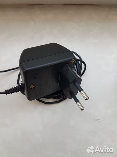 Зарядное устройство