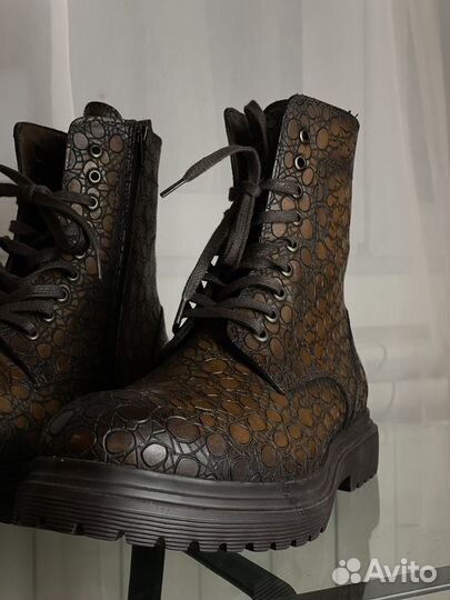 Ботинки высокие коричневые Tetri новые 43