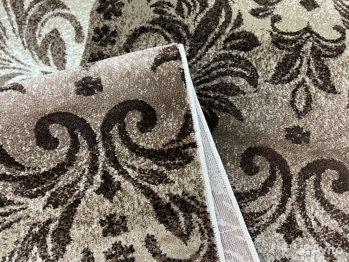 Ковер новый 200*300