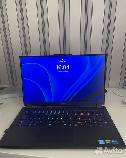 Ноутбук Gigabyte Aorus 17 YE5 YE5-74RU544SH