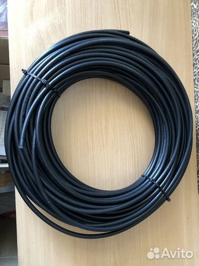 Секторная антенна 2G/3G/4G 18 дБ + кабель