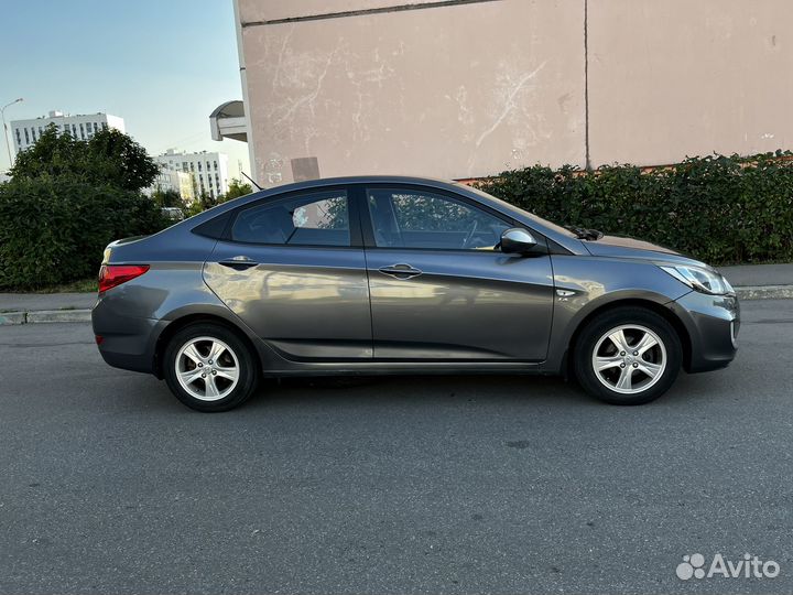 Hyundai Solaris 1.6 AT, 2013, 47 000 км