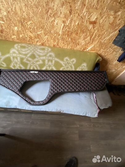 Стол-парта в грузовой а/м Вольво FH12-13