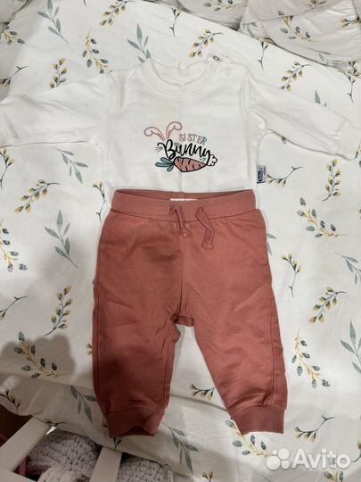 Пакет с детской одеждой