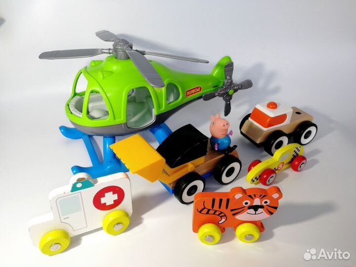 Игрушки пакетом машинки вертолёт экскаватор