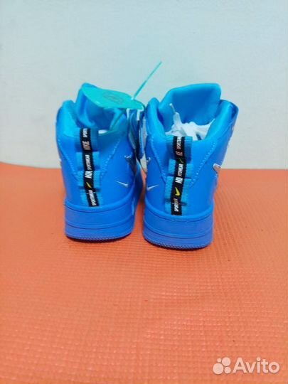 Кроссовки демисезонные Nike