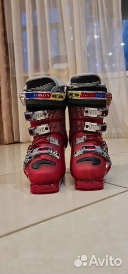Горнолыжные ботинки