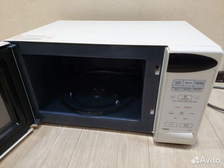 Микроволновая печь