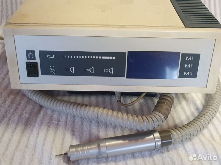 Аппарат для педикюра и маникюра с пылесосом