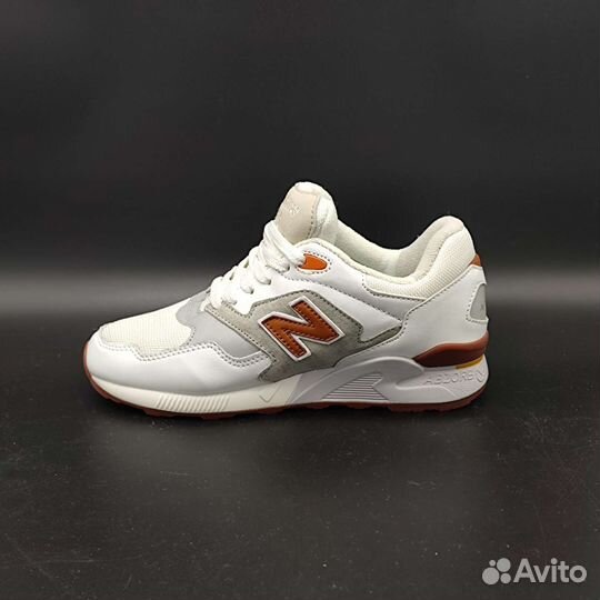 Кроссовки женские New Balance 878