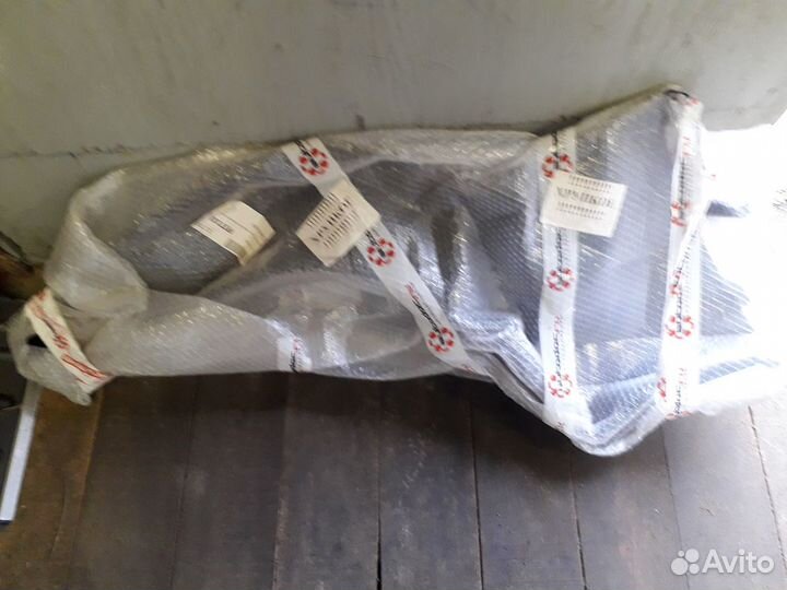 Накладка на заднее правое крало тойота прадо 120