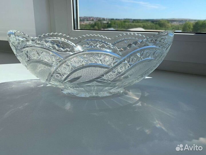Хрустальная овальная ваза для фруктов