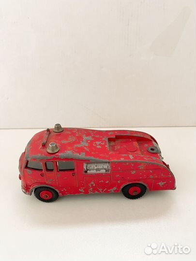 Редкие коллекционные модели dinky supertoys 2 шт