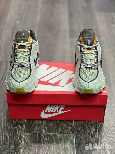 Кроссовки Nike Air Shox