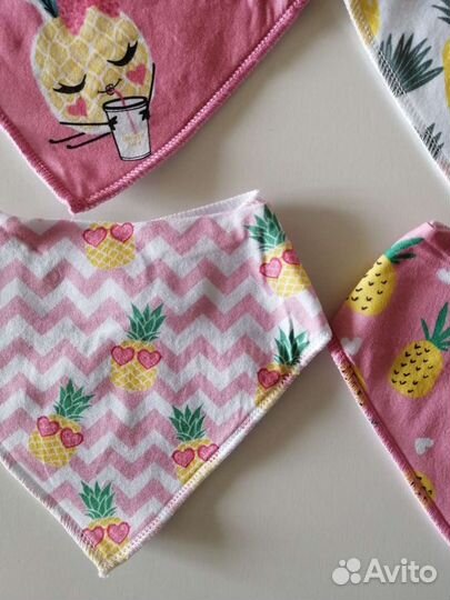 Слюнявчики-шарфики-банданы новые 0+