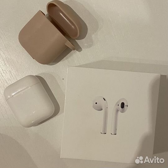 Airpods 2 A2031 (торга нет)