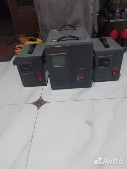 Стабилизатор напряжения