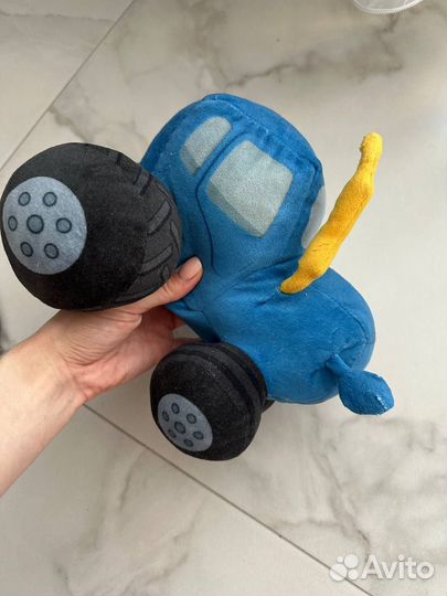 Игрушка музыкальная Синий трактор