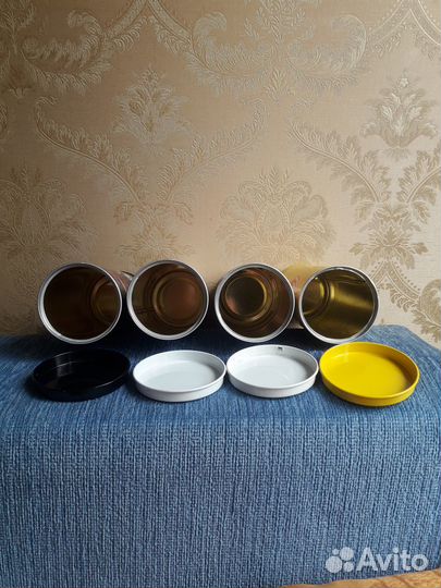 Жестяная металлическая банка