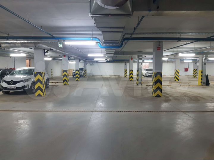 Машиноместо, 15 м²