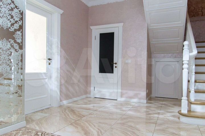 4-к. квартира, 214,9 м², 3/4 эт.