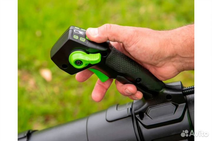 Воздуходув аккумуляторный ранцевый Greenworks 82 V