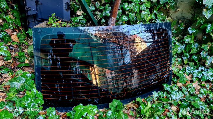 Заднее лобовое стекло renault logan 1