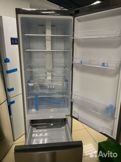Холодильник новый высокий