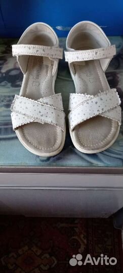 Босоножки для девочки 34