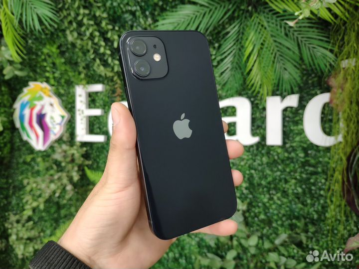 iPhone 12, 64 ГБ