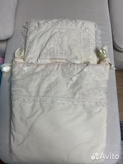 Набор на выписку (конверт, одеяло, черчик)