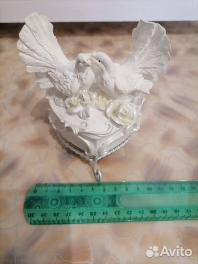 Шкатулка голуби