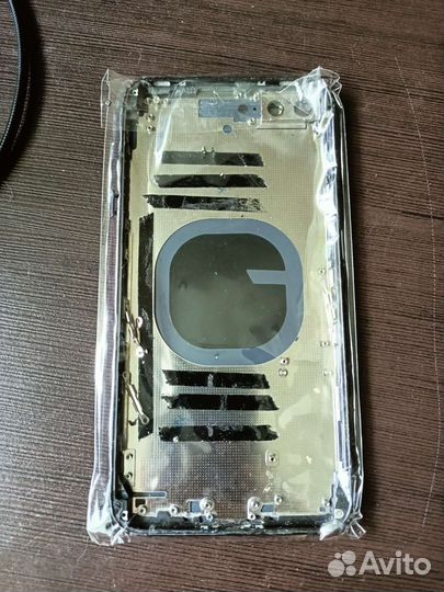 Запчасти на айфон 8 plus
