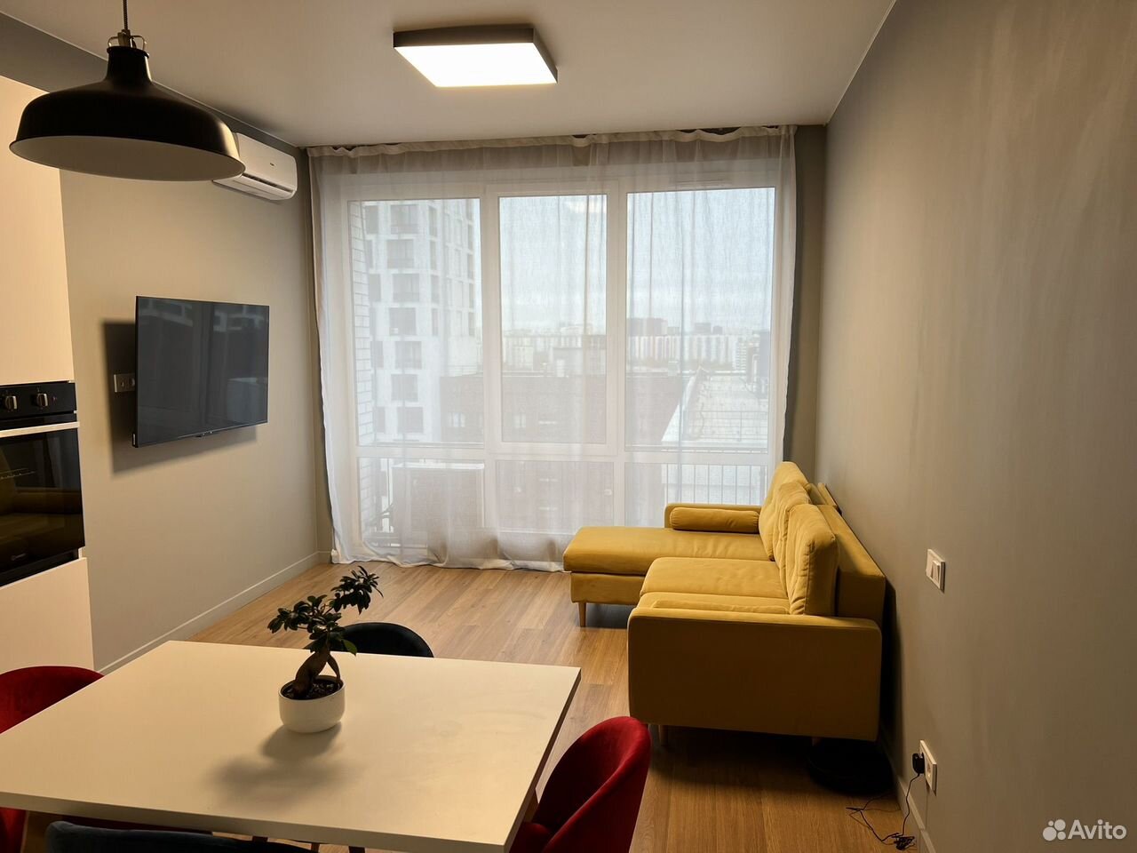 2-комнатная квартира, 55,6 м² — фото 1