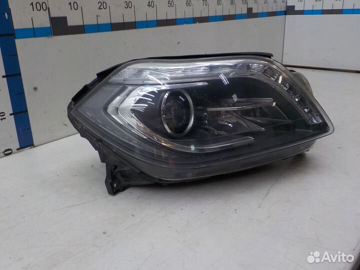 Фара правая на Mercedes-Benz GL-Class X166 A1668203559