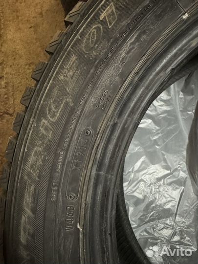 Dunlop SP Winter Ice 01 235/55 R17 99T