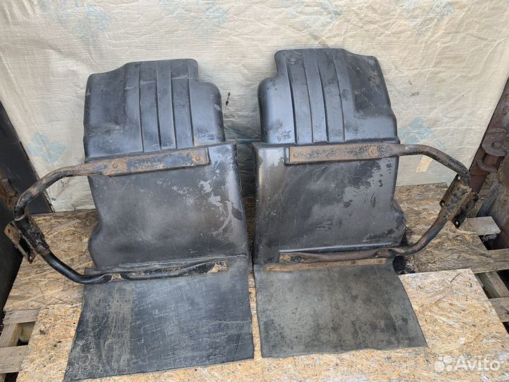 Подкрылок передний на грузовик защита арок