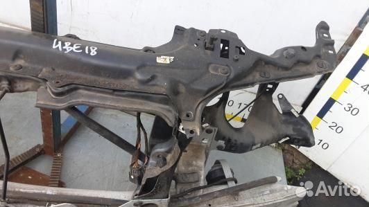 Передняя панель крепления облицовки (телевизор) BM