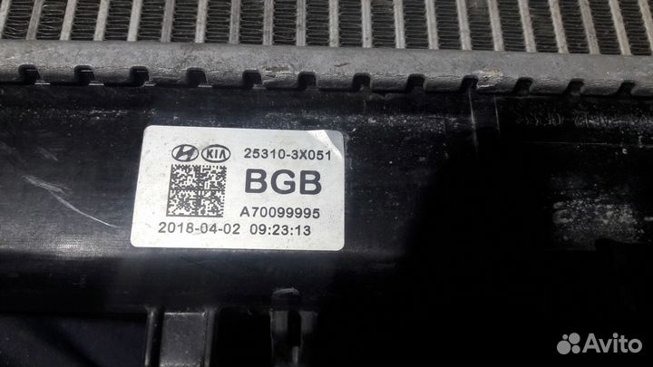 Kia ceed JD радиатор охлаждения оригинал