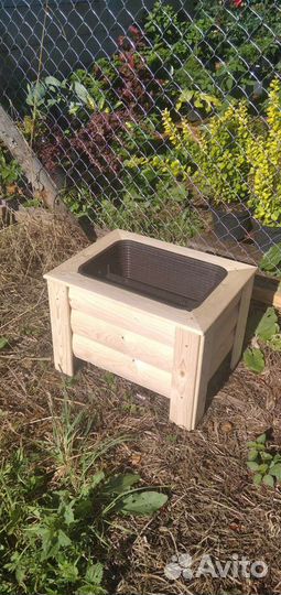 Кашпо для цветов деревянное уличное