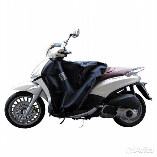 Tucano urbano Termoscud Piaggio Beverly 125 10 apron Черный