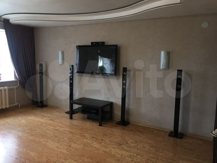 3-к. квартира, 89,7 м², 8/10 эт.