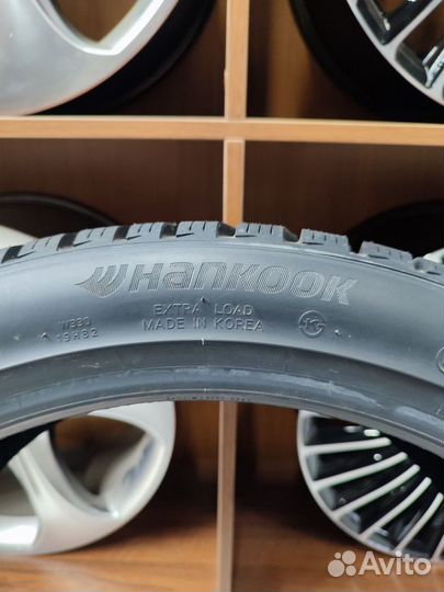 Hankook Winter I'Cept Evo 3 W330 245/40 R20 и 275/35 R20 102W