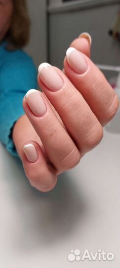 Маникюр и педикюр