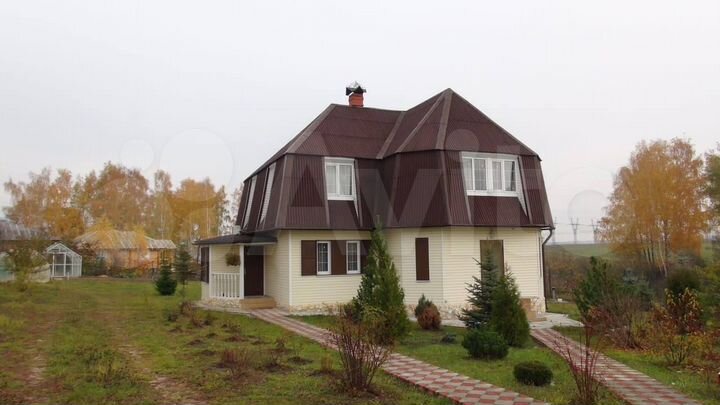 Дом 160,6 м² на участке 54 сот.