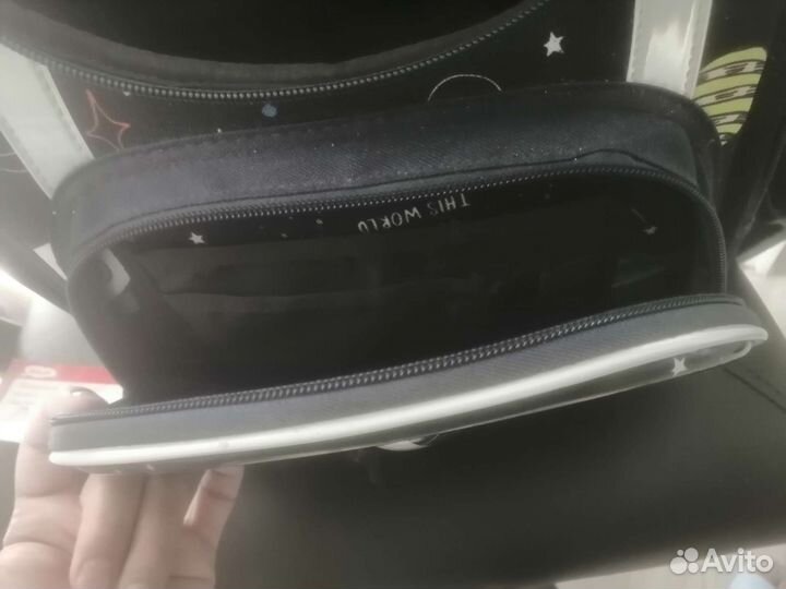 Ранец школьный для мальчика в отличном состояние