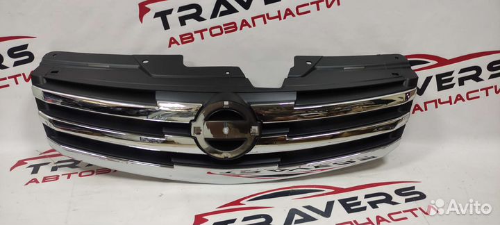 Решетка радиатора Nissan Almera G15