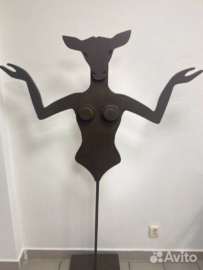 Декор стойка в шоурум (в наличии)