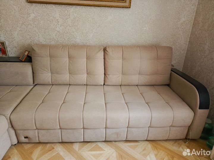 Угловой диван