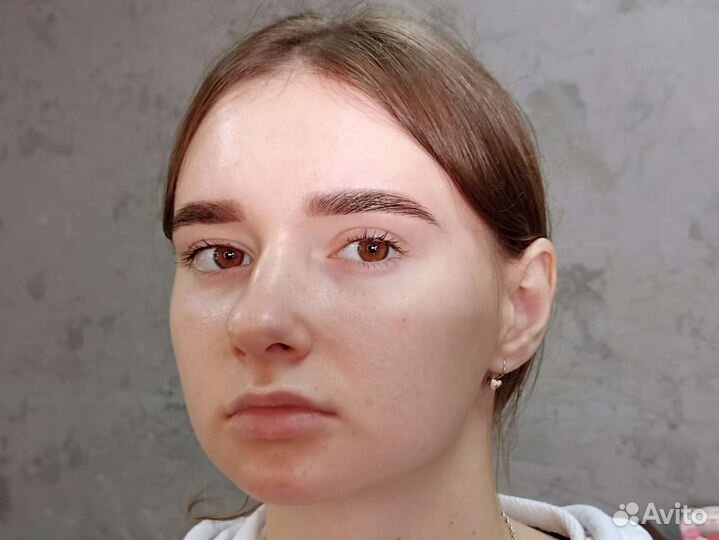 Окрашивание бровей